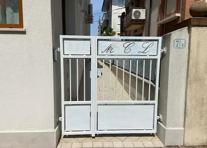 Rose De Mar - Grazioso Con Posto Auto Apartamento Grado