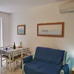 Rose De Mar - Grazioso Con Posto Auto 아파트 그라도